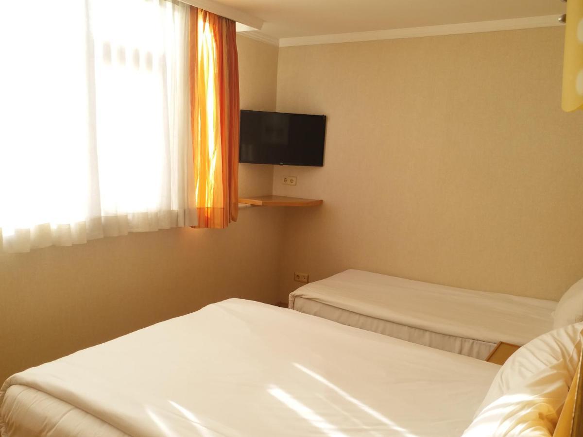 Hotel Inter Истанбул Екстериор снимка