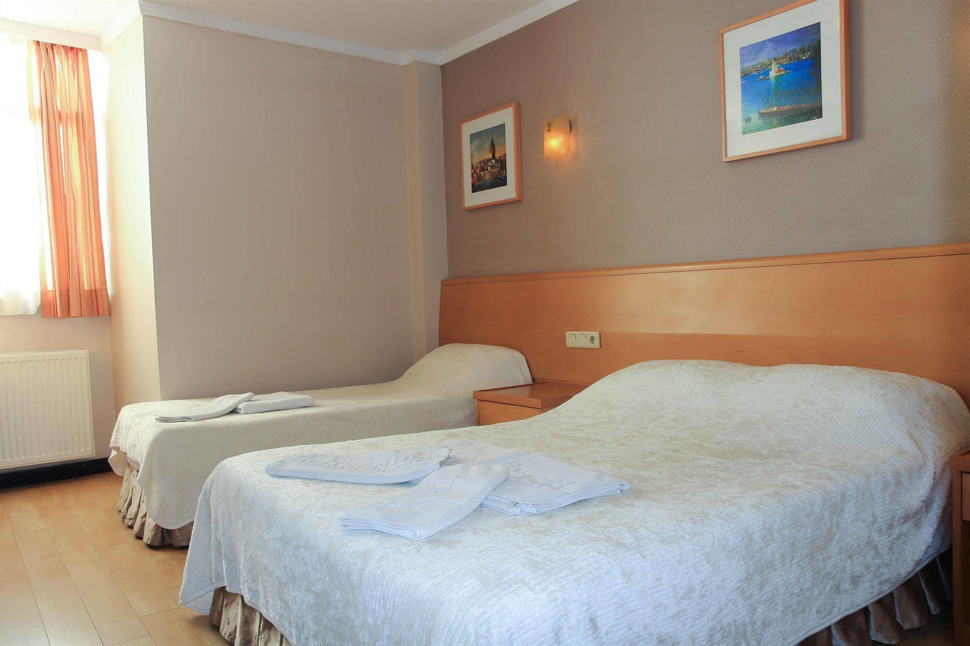Hotel Inter Истанбул Екстериор снимка