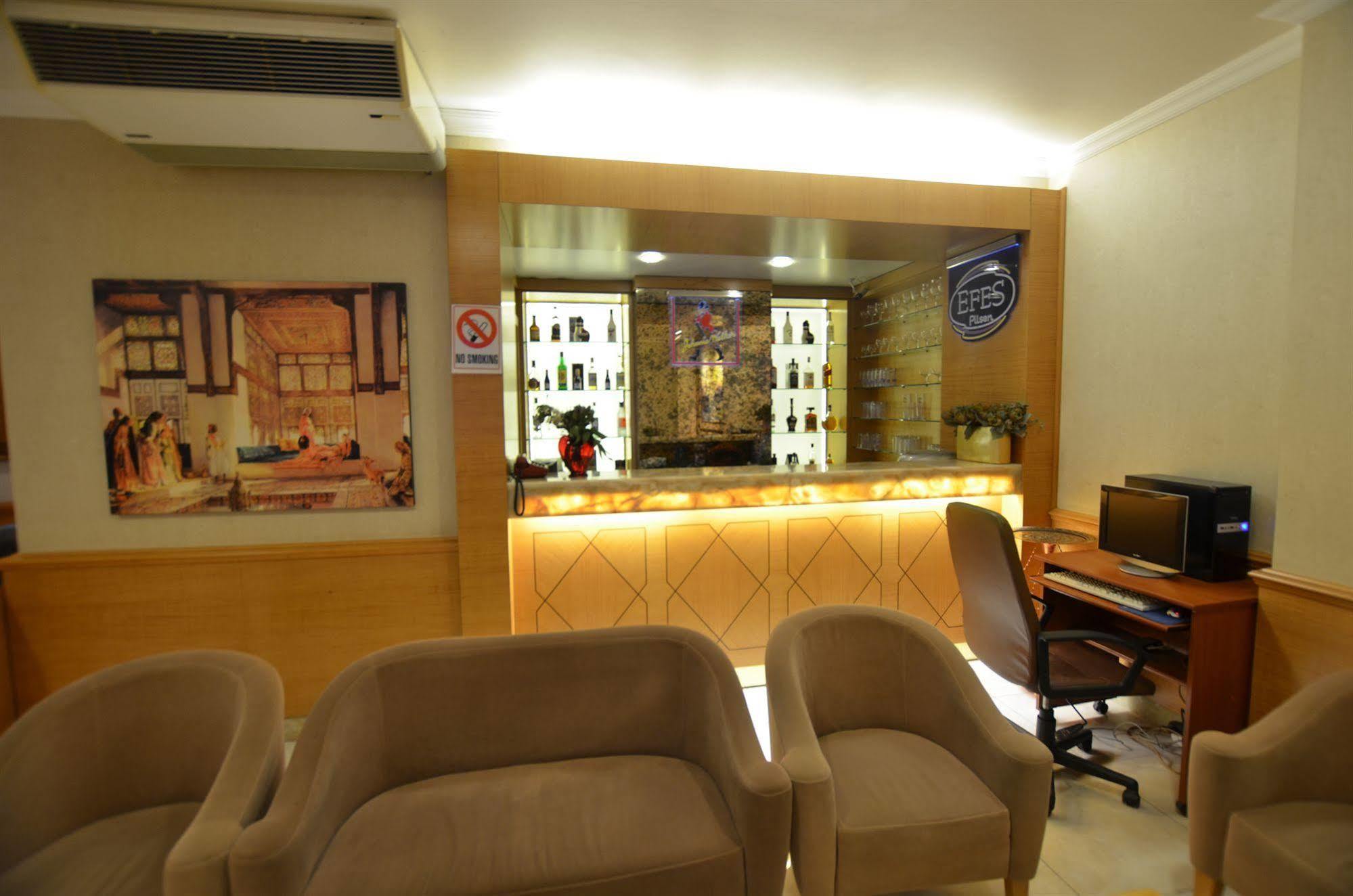 Hotel Inter Истанбул Екстериор снимка